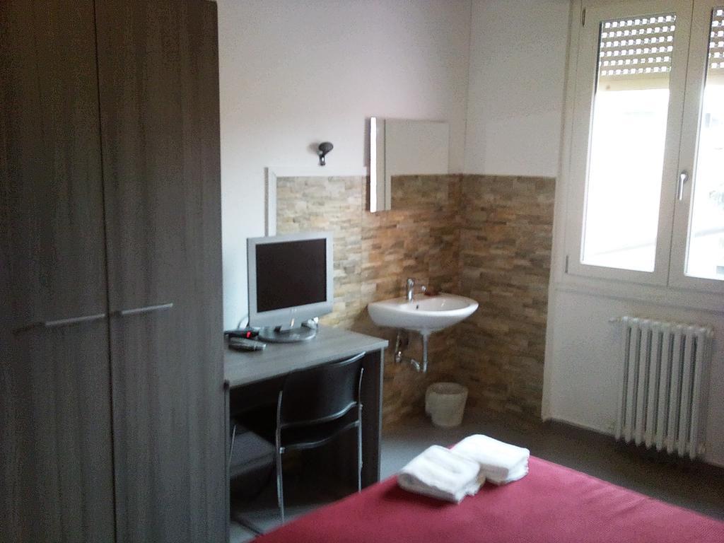 Hotel Bristol Sesto San Giovanni Exterior foto