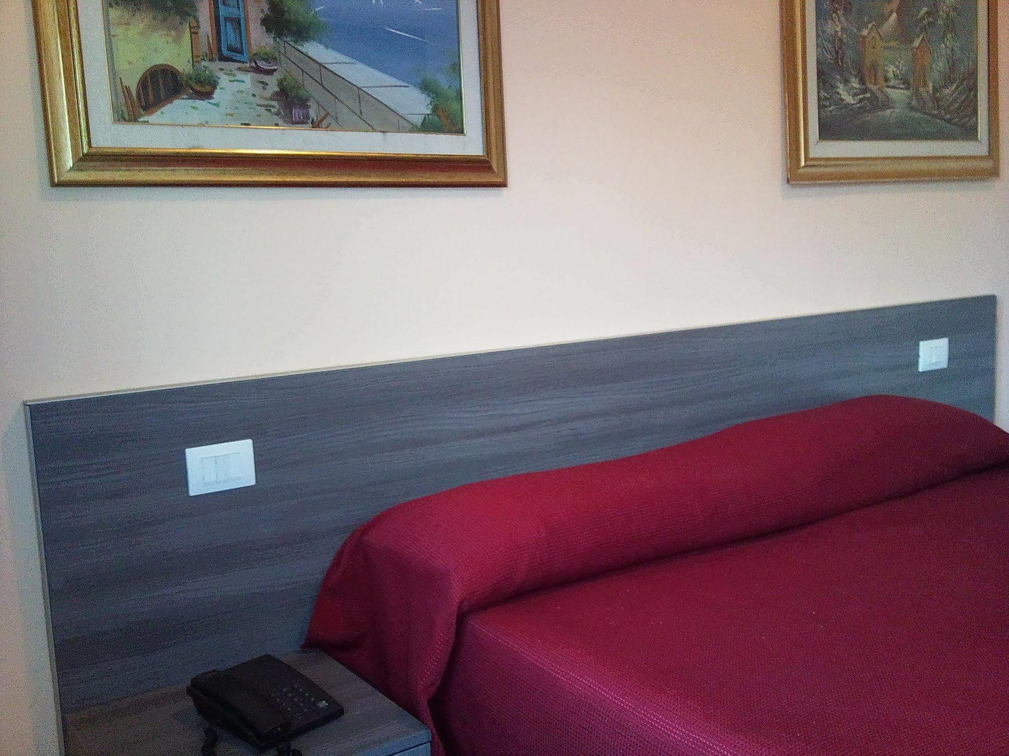 Hotel Bristol Sesto San Giovanni Exterior foto